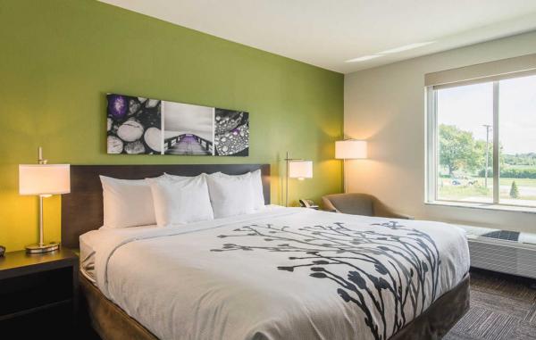 Sleep Inn & Suites Guestroom Prototype