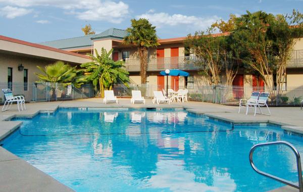 Econo Lodge Pool, Bossier City, LA