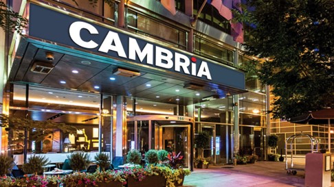 Cambria Hotel & Suites Chicago Magnificent Mile Exterior